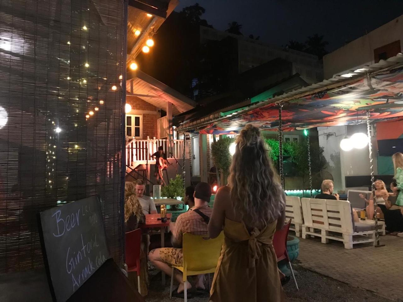 Hangover Hostels Mirissa Zewnętrze zdjęcie