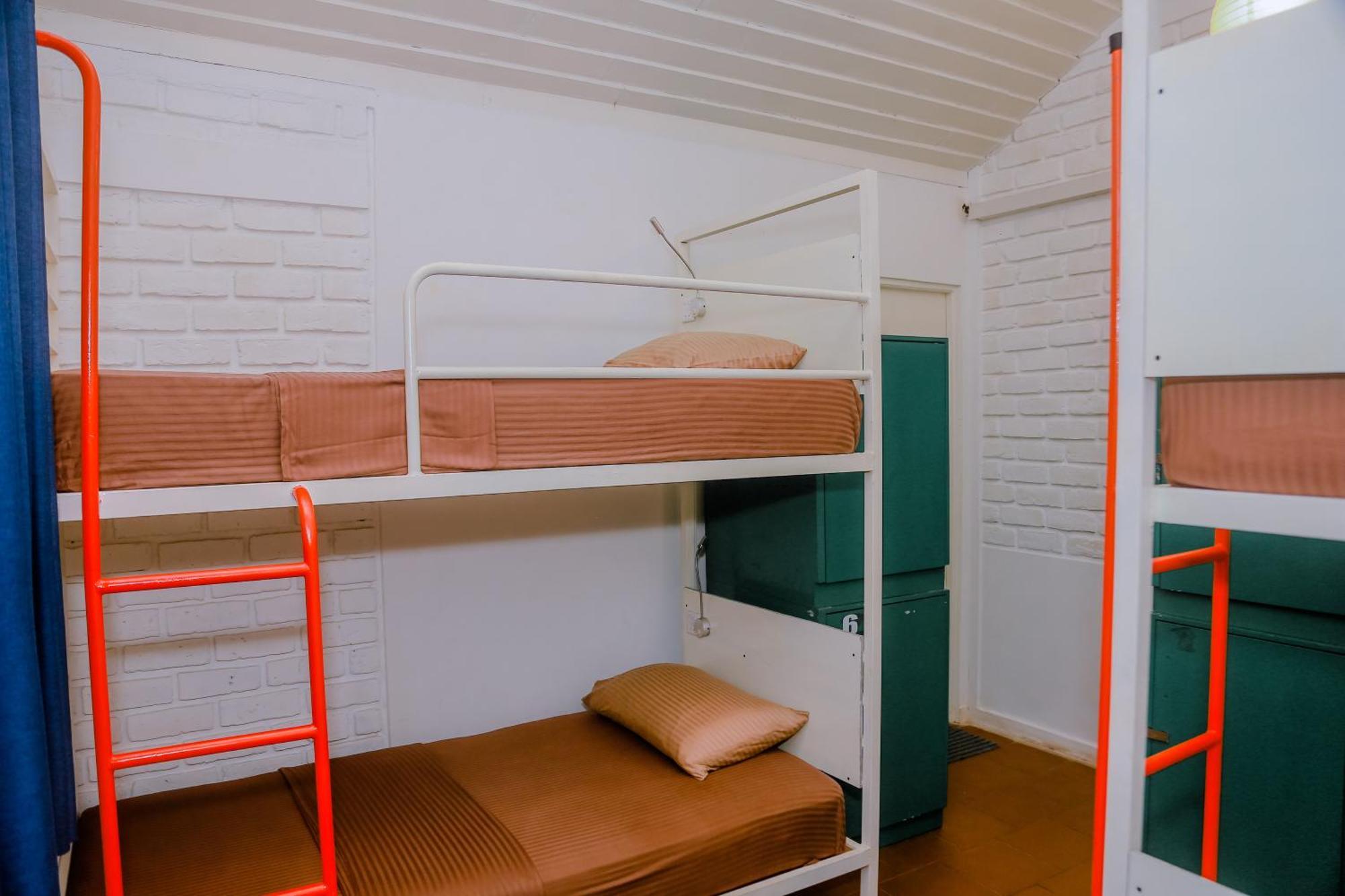 Hangover Hostels Mirissa Zewnętrze zdjęcie